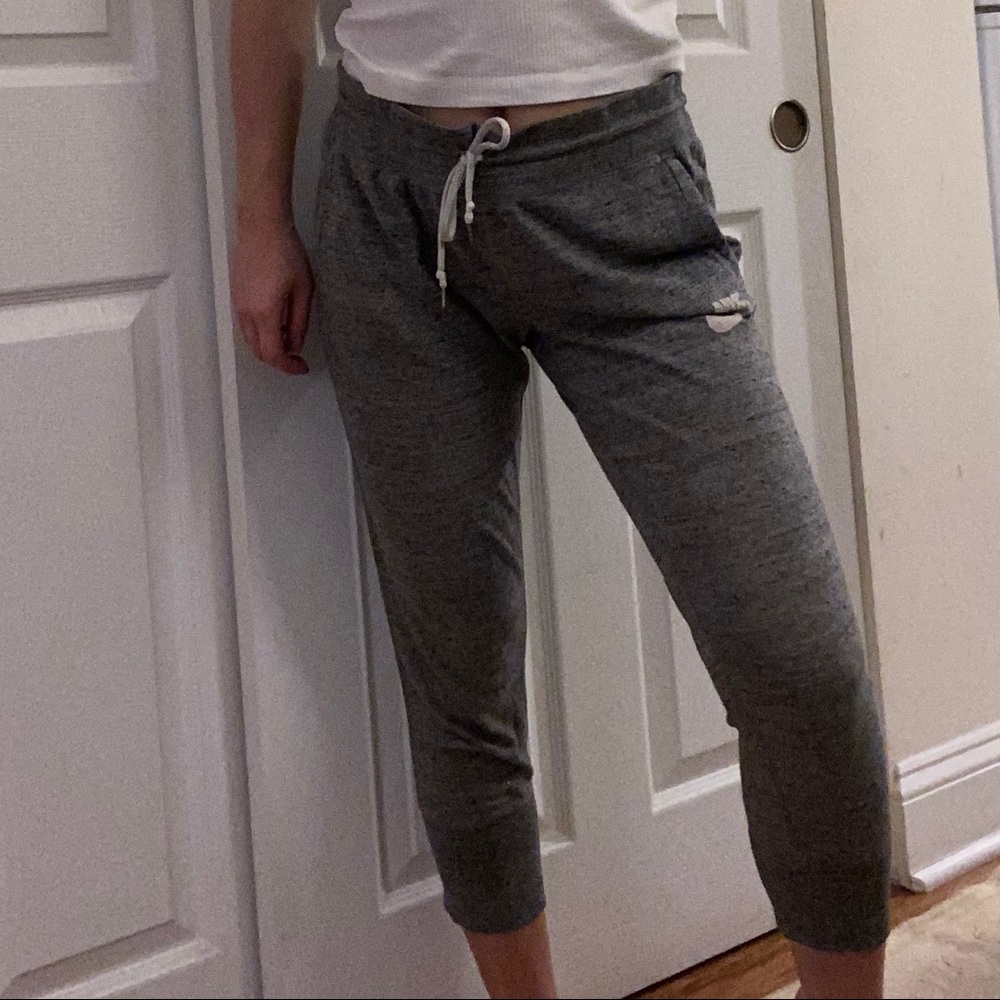 Gray nike joggers